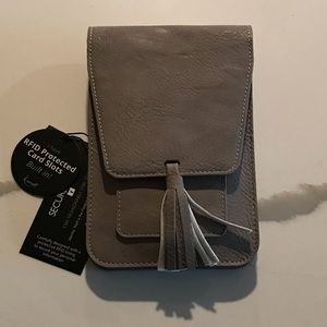 NWT rfid phone and card pouch w/shoulder strap